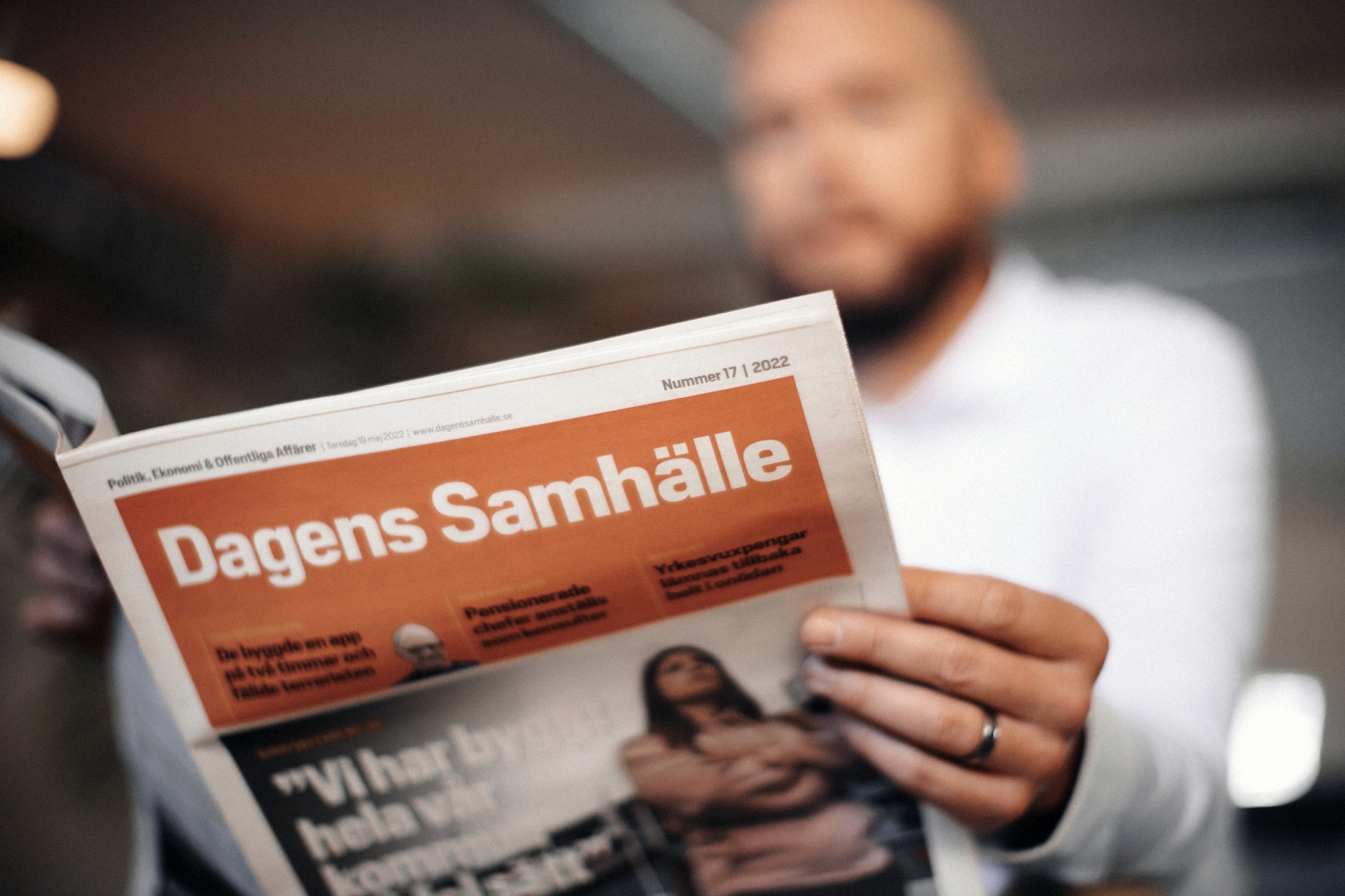 Medarbetare på Informa arbetar med extern annonsförsäljning för fack- och branschpress